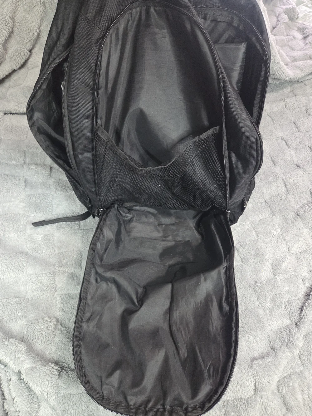 Targus Black Everyday Laptop Backpack - Picture 5 of 13